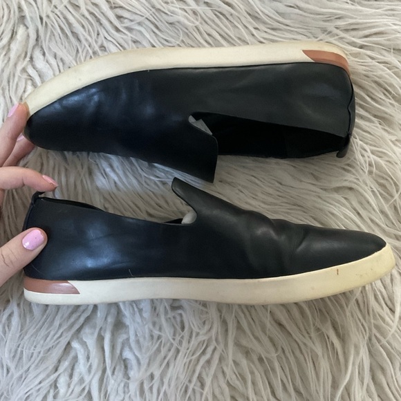 Vince Women’s Black Vero Matte Leather Slip-On Sneakers Size 7 - Picture 4 of 12